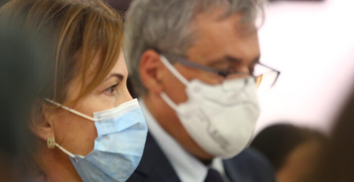 Liliana Onet, Marcel Vela